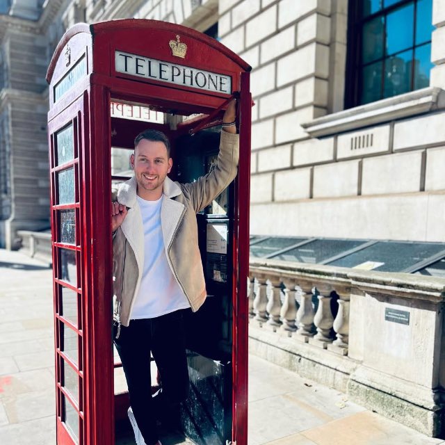 Фото менеджера